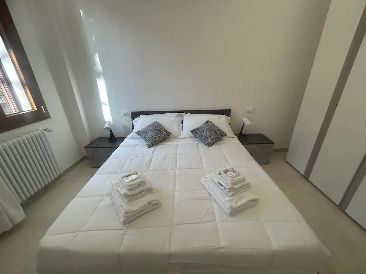 Carradori Apartment-Centro Storico-Autodromo Imola